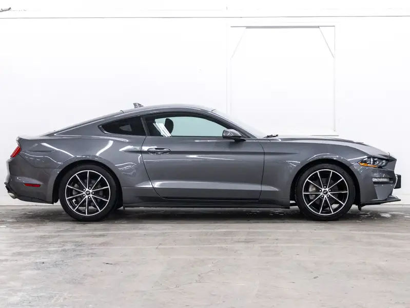 2022 Ford Mustang64806068542210122