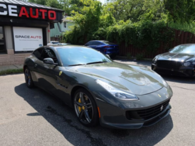 Vehículo de segunda mano 2018 Ferrari GTC4Lusso Hatchback 2D63282608712065121