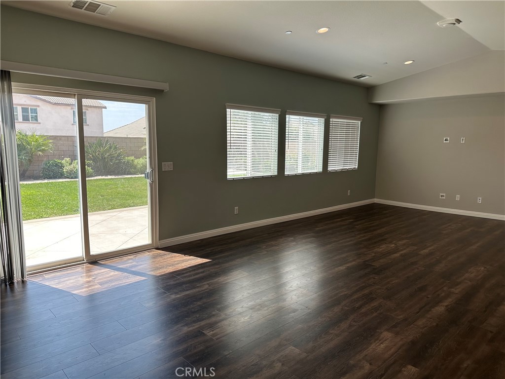 2446 E Bennington Ontario CA, 9176163866171822339120