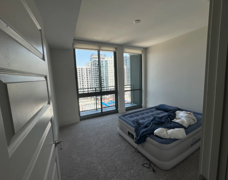 Sublease: Socam 290 | 3B1B Private |63403431720705120