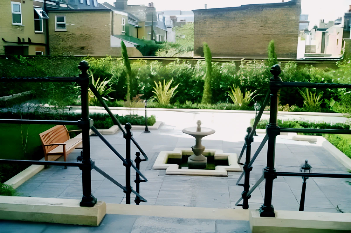 Fulham Palace Road, W664130670742914121
