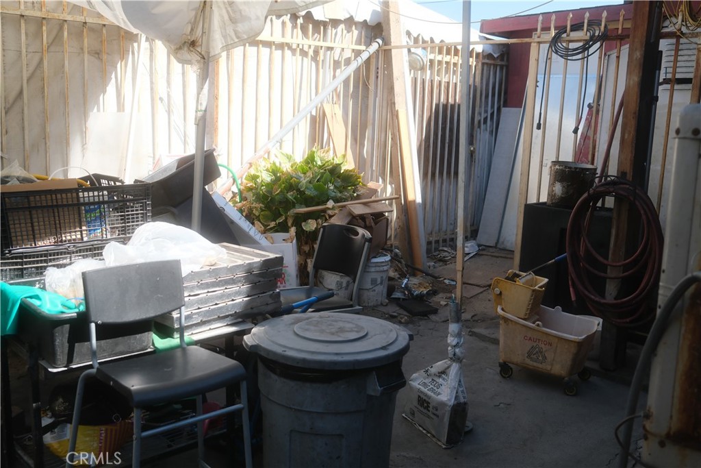 10337 San Fernando Road, Pacoima CA, 9133163610611852289120