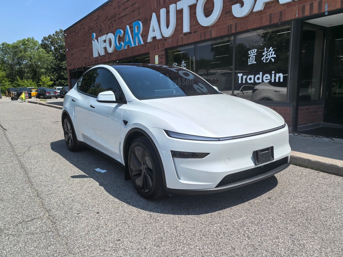 2026 Tesla MODEL Y LONG RANGE64147330331906120