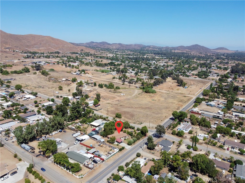 21705 Olive Avenue, Perris CA, 9257063613174082051122