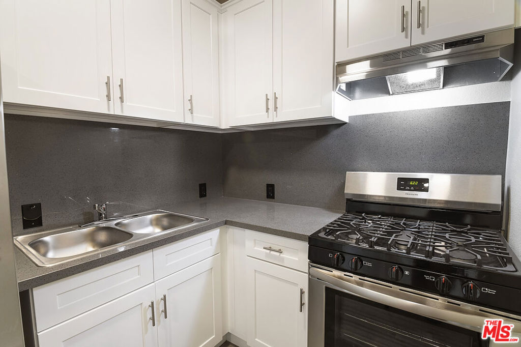 1703 Toberman Street, Los Angeles CA, 9001563636479947009122