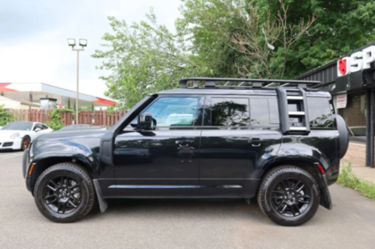 Utilitario deportivo 4D Pre-Owned 2022 Land Rover Defender 110 X-Dynamic SE63280818557185121