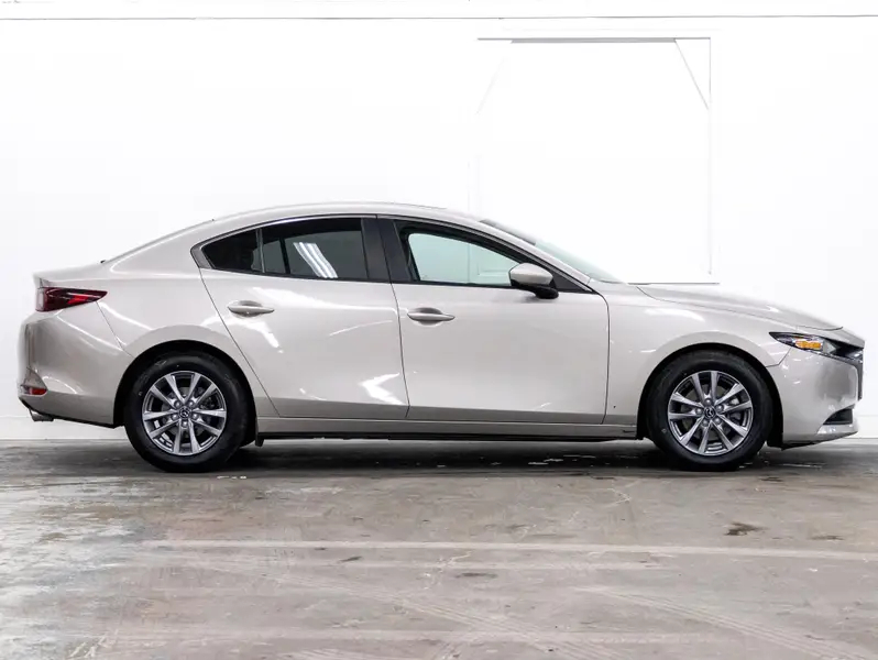 2022 Mazda Mazda364440084731266121
