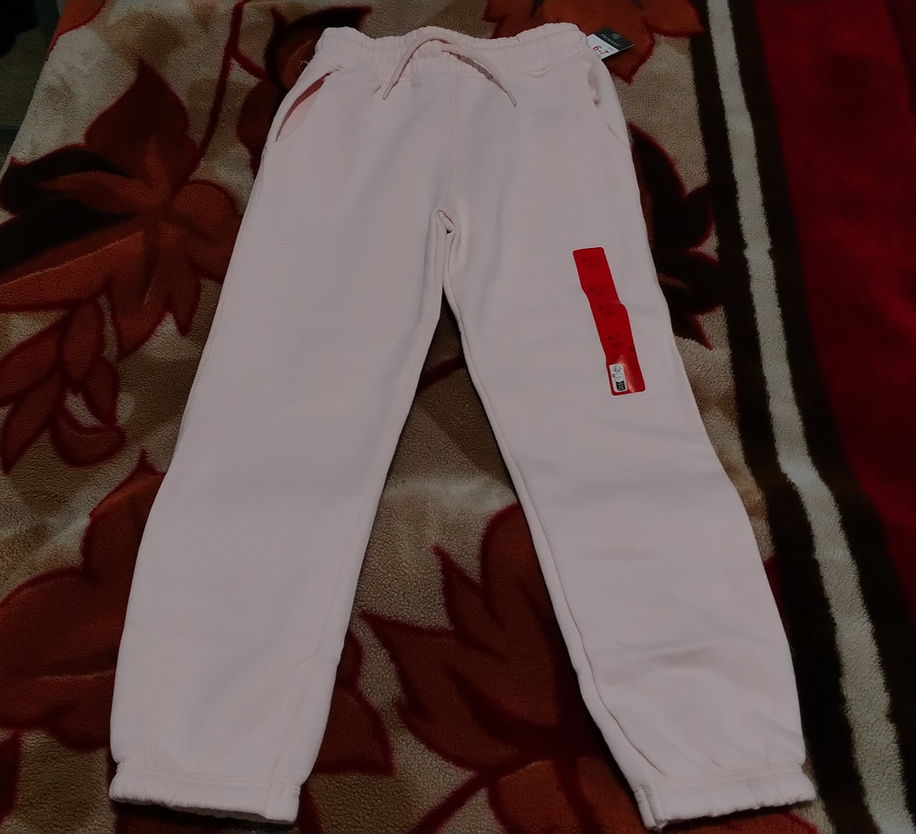 White Sweatpants with Drawstring Waist and Red Pocket