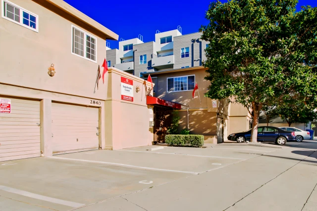 Sepulveda Court63581151546753121