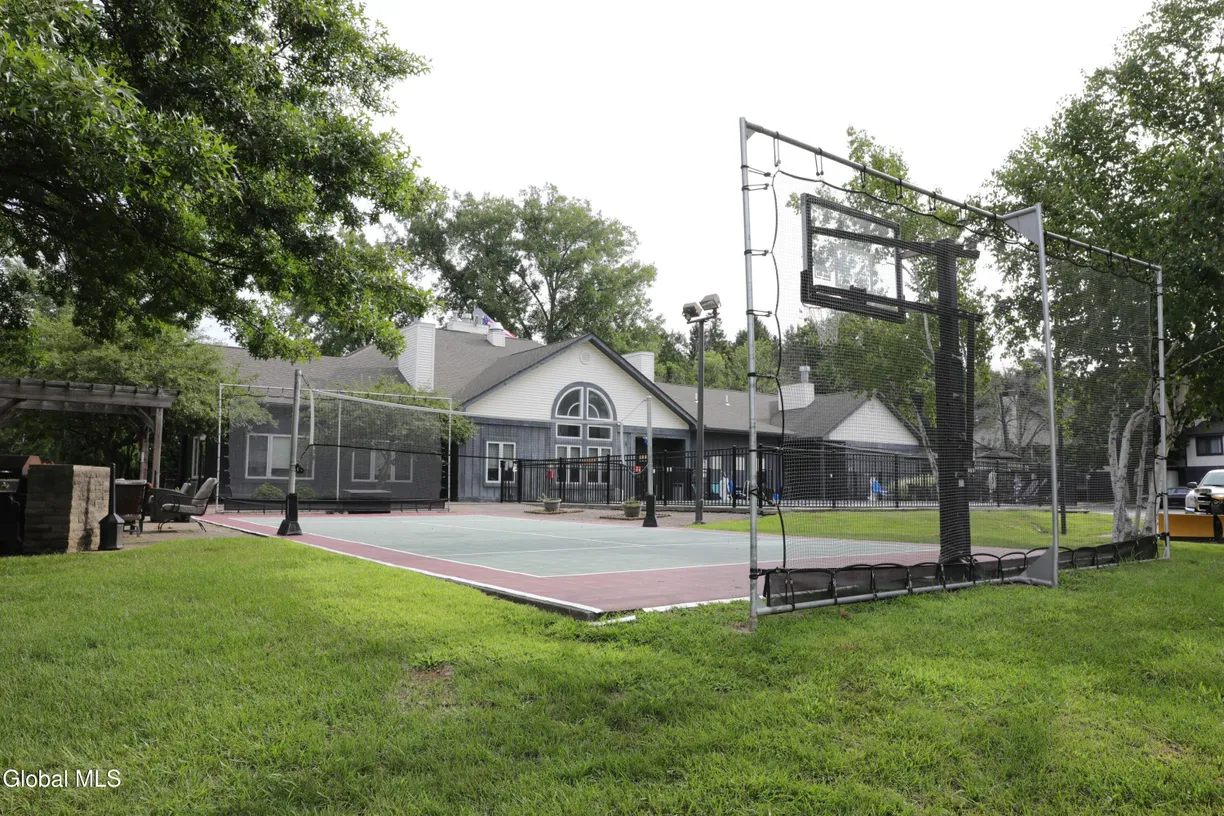 6 Residence Inn Drive, 102