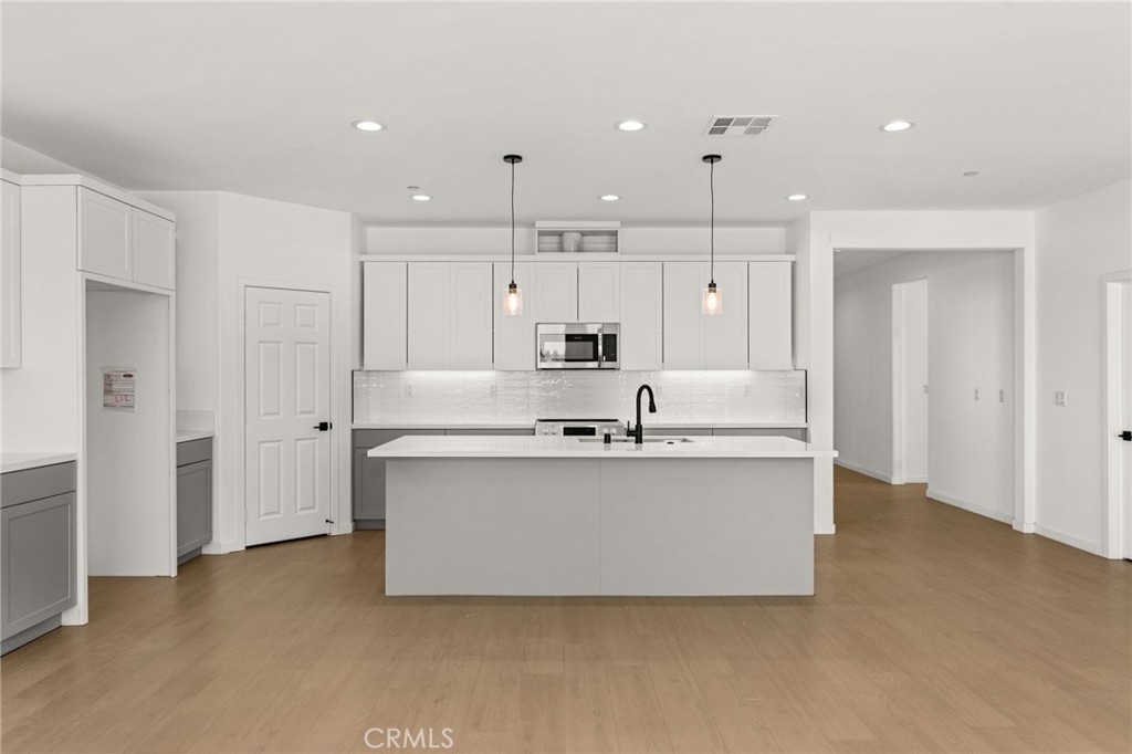 13579 Darwin Drive, Moreno Valley CA, 9255564132269040769121