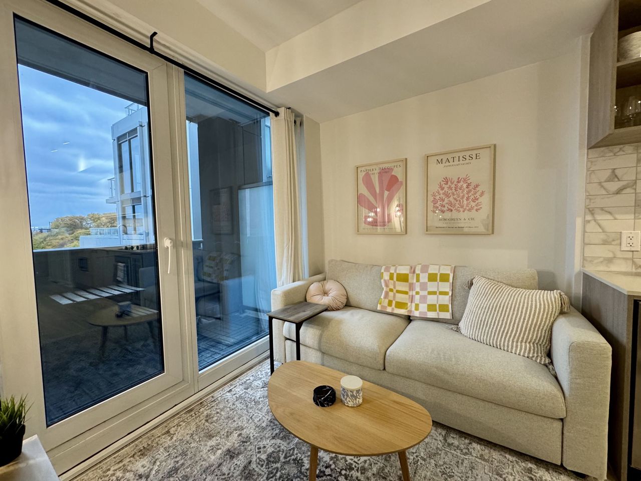 605 2020 Bathurst Street