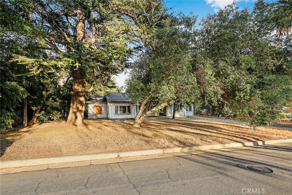 2378 Morslay Road, Altadena CA, 9100164089549070083121