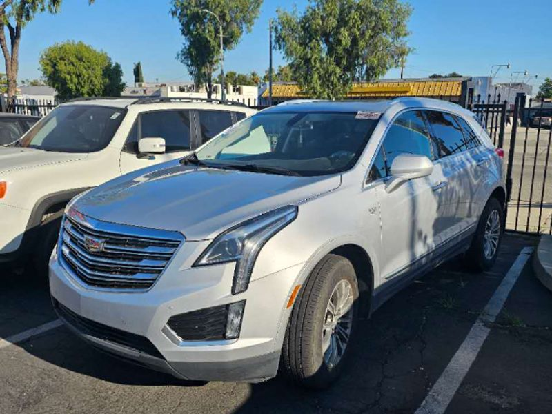 2017 CADILLAC XT5 DE LUJO63338112843139122