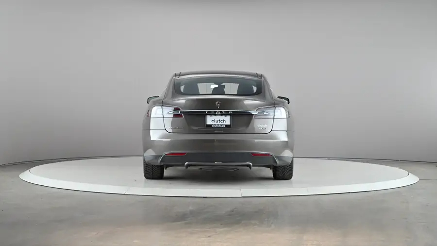 2016 Tesla Model S64223481467650122