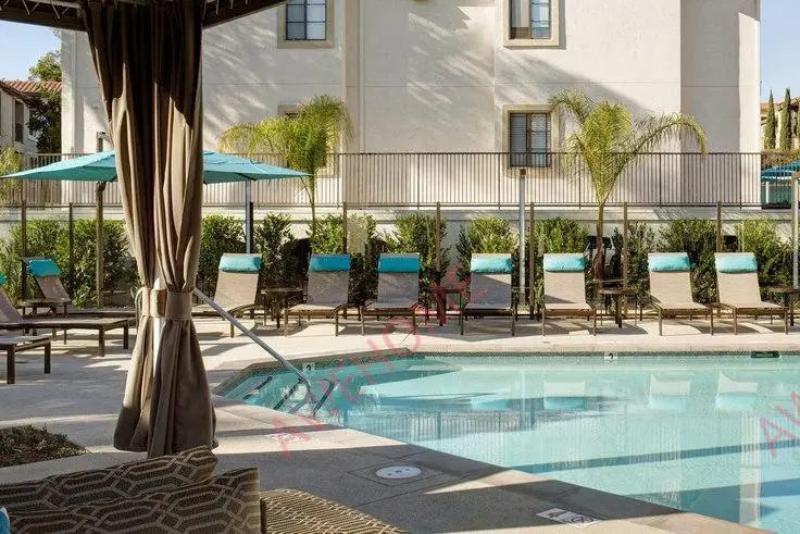 Avalon La Jolla Colony 763659151675265123