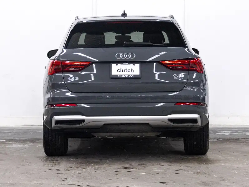 2021 Audi Q364157035215874121