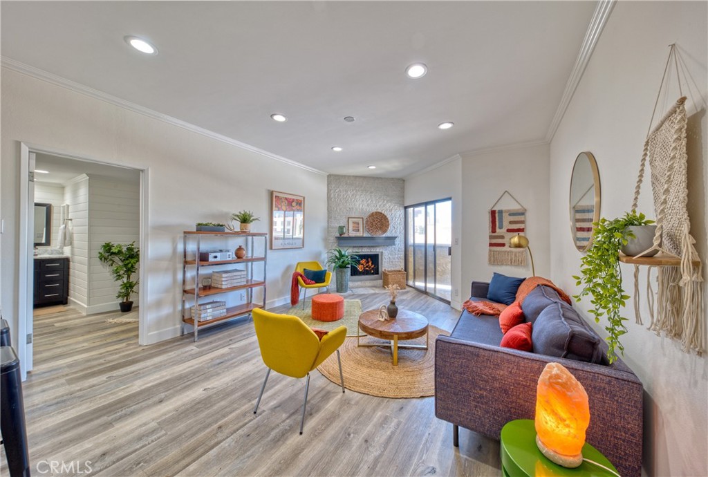 1706 Colby Avenue 301, Los Ángeles CA, 9002563878541406465120