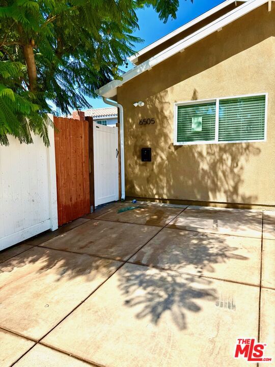 6505 Capistrano Avenue West Hills CA, 9130763866626472067120