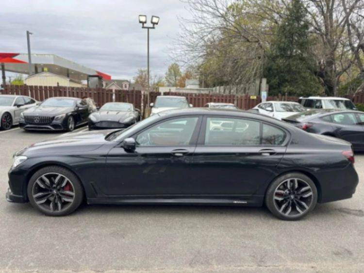 Pre-Owned 2018 BMW 7 Series 750i xDrive Sedan 4D63278555310465122