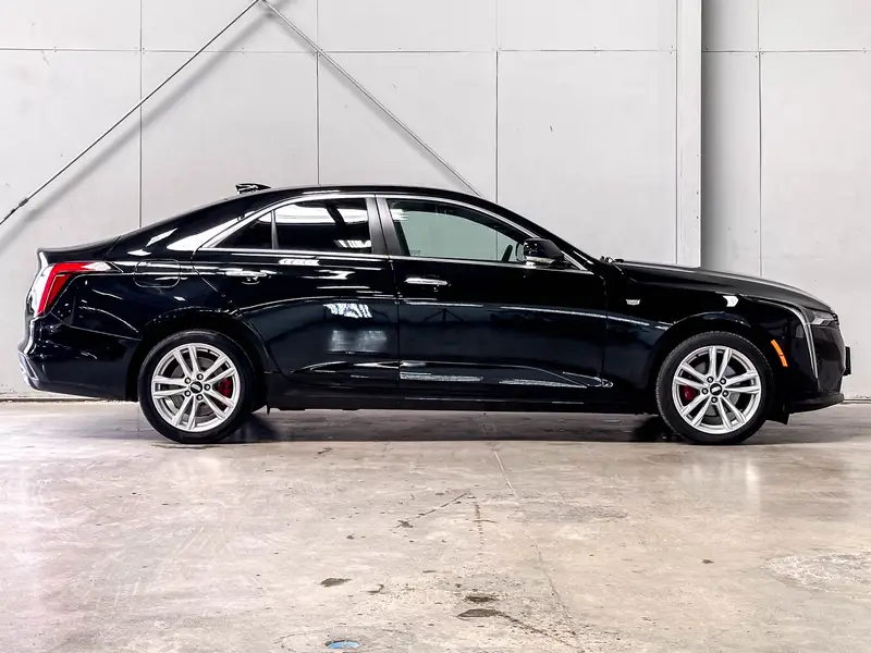 2023 Cadillac CT4