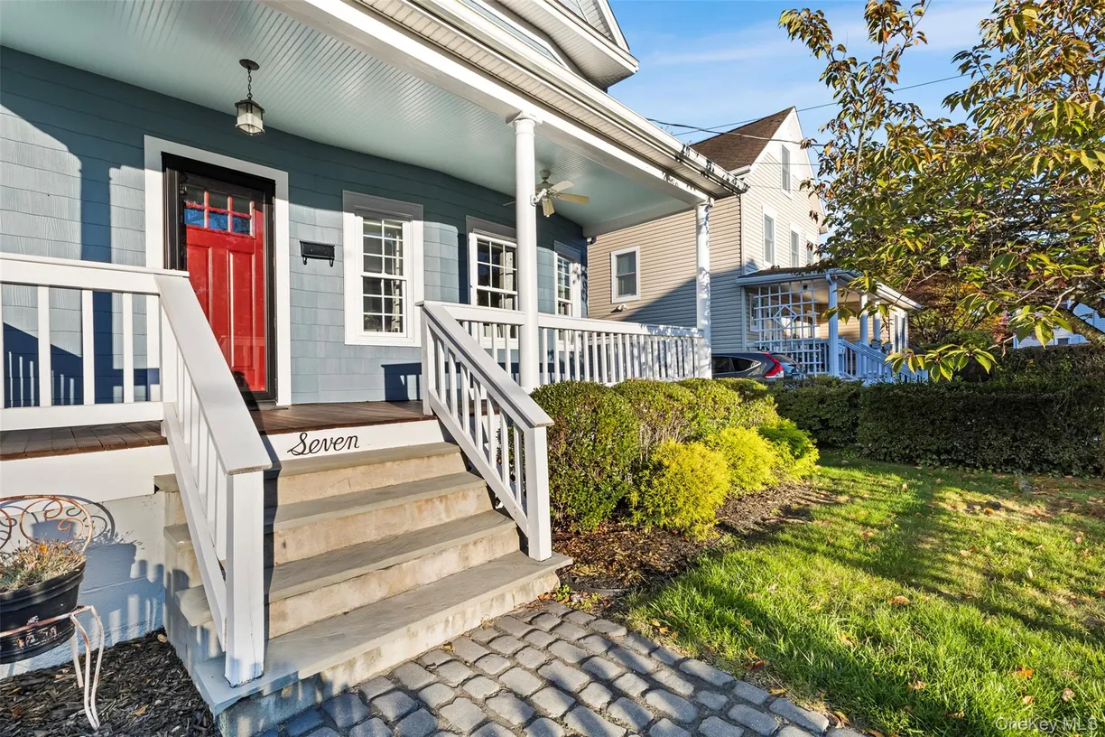 7 Emerson Place
