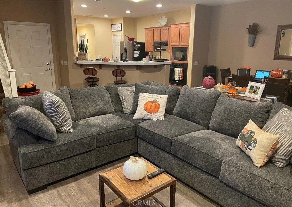 36303 Vincenzo Way Winchester CA, 9259664132427576706122