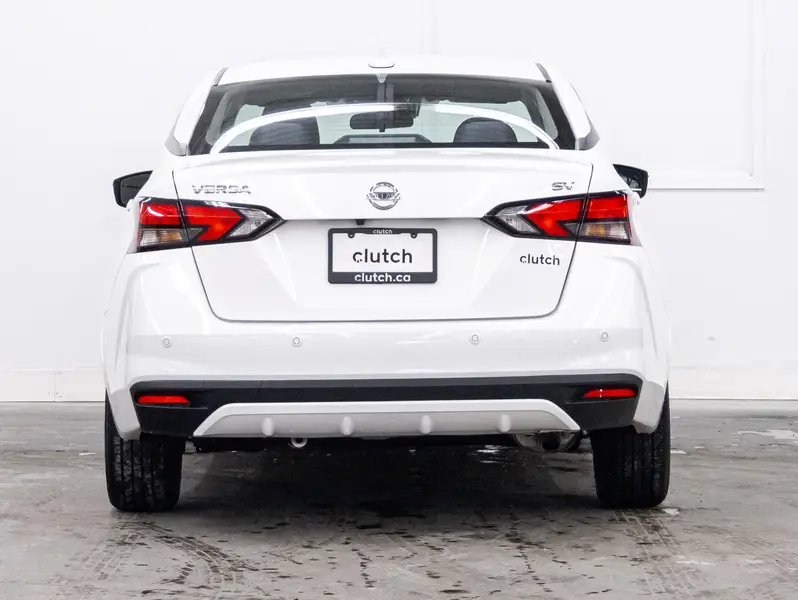 2021 Nissan Versa64212745467522122