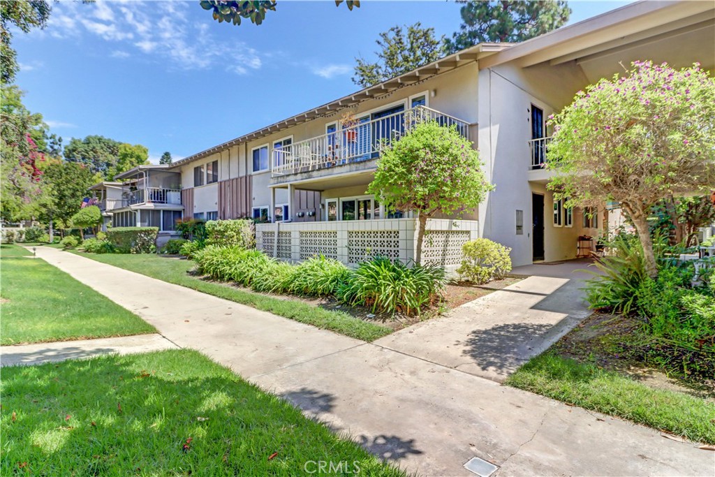 57 Calle Cadiz C Laguna Woods CA, 9263764130477075331122
