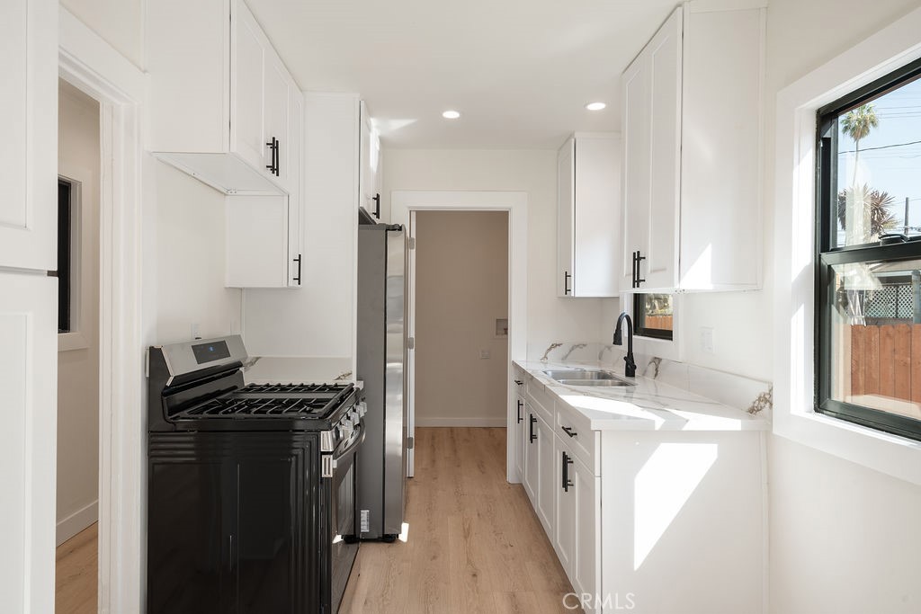$2,195/mes 5166 S Manhattan Los Angeles CA, 9006264134312647170120