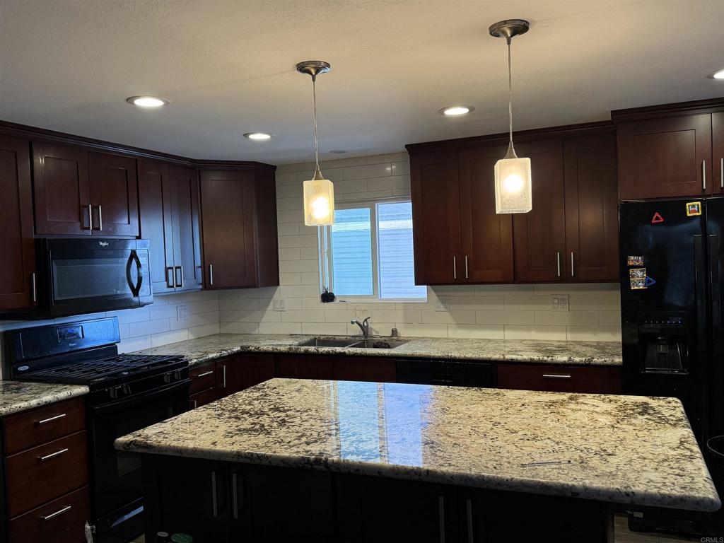 2907 S Santa Fe Avenue 64 San Marcos CA, 9206964102198546307121