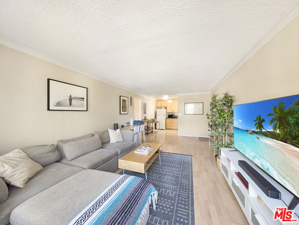 440 Raymond Avenue 1 Santa Monica CA, 9040564133888703618122