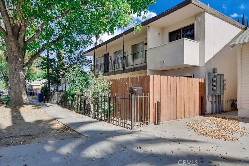 3958 Cedar Street Riverside CA, 9250164134635675523121