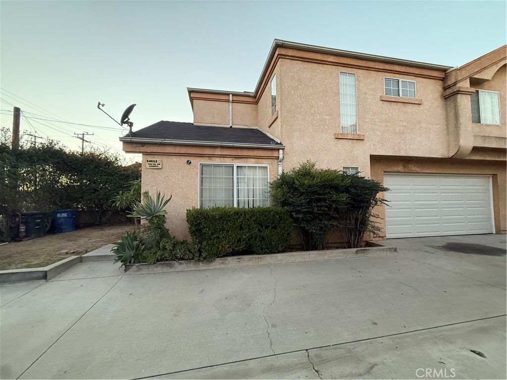$3,600/month 4061 E 60th Huntington Park CA, 9025564134386644610121