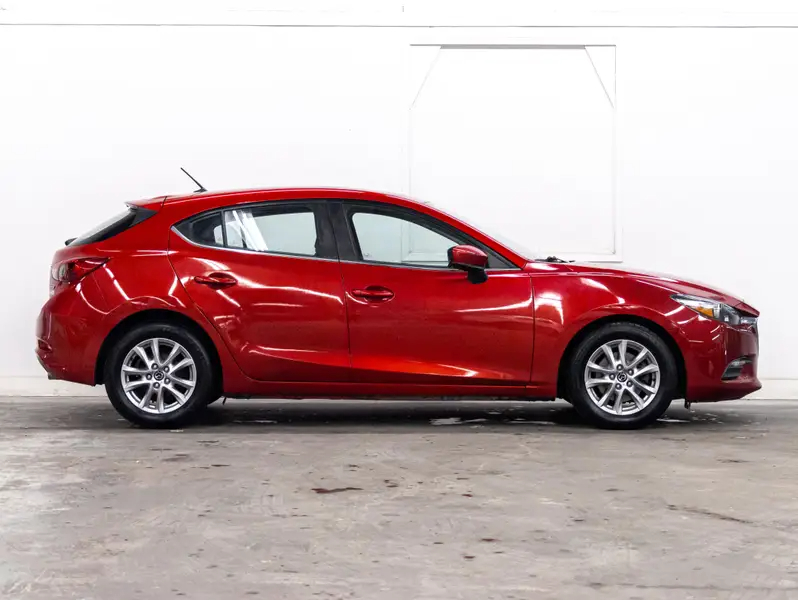 2017 Mazda Mazda363482035720067124