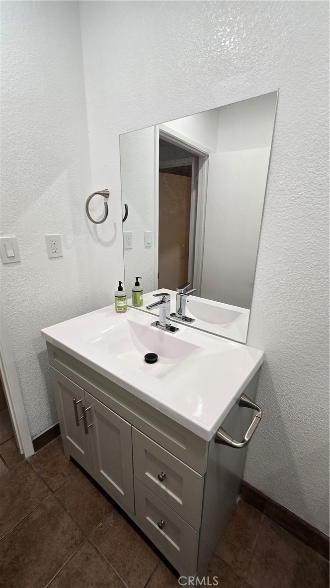 5803 Troost Avenue North Hollywood CA, 9160163868655119619120