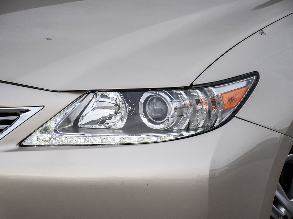 2014 Lexus ES 350 ES 350 / LEATHER AND N...64959790519682121