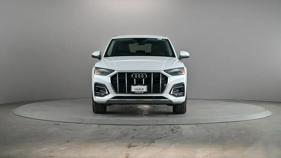 2023 Audi Q565073147342211121