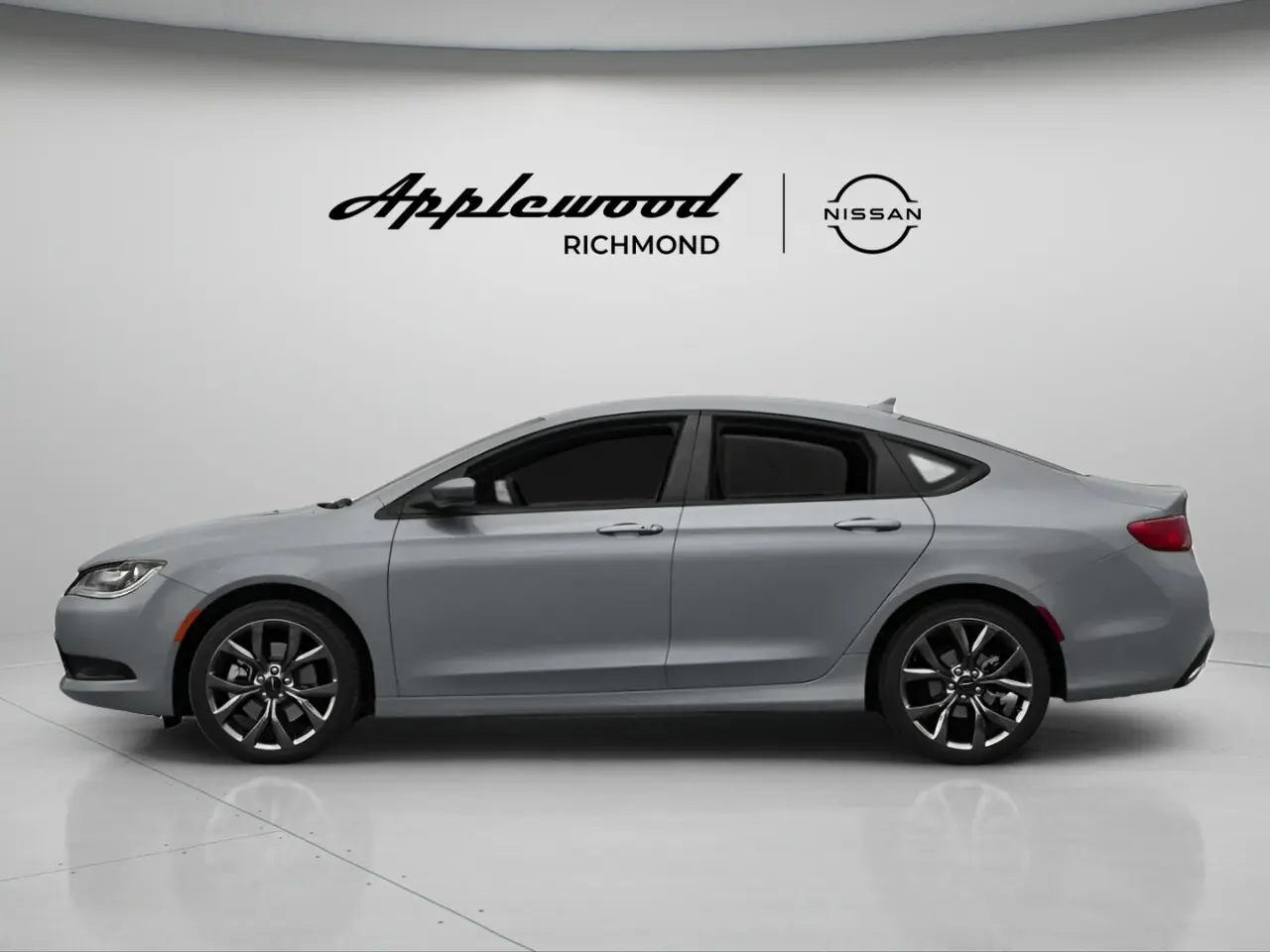 2015 Chrysler® 200 4dr Sdn LX FWD  •  115,519  kilómetros64112404525699121