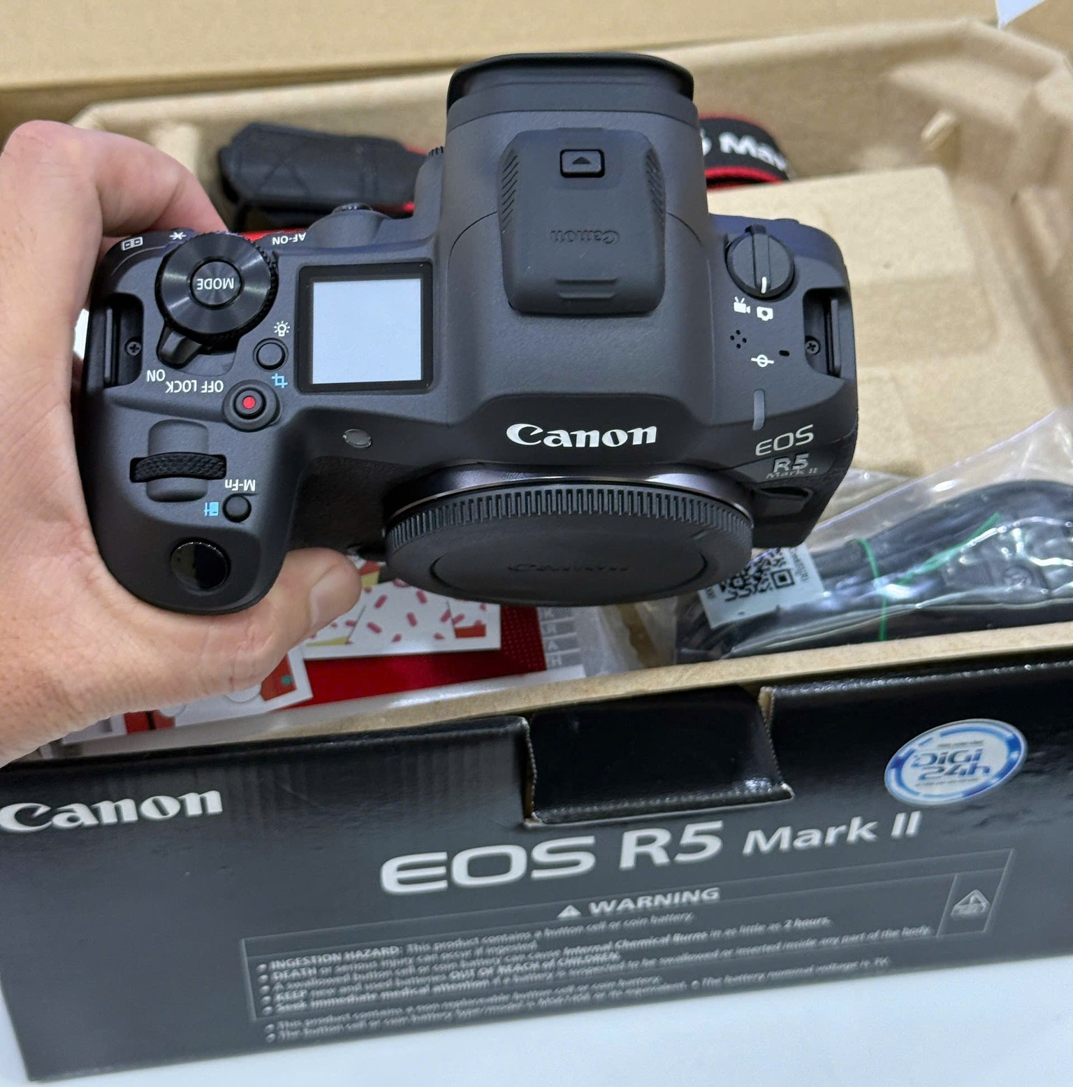 Available Canon EOS R5 Mark II, Canon EOS R3, Canon EOS R5  chat :+639071869313470665788476641283