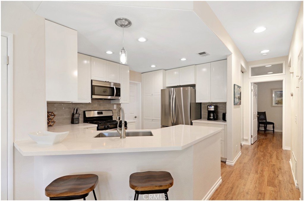 200 Shorebreaker Drive Laguna Niguel CA, 9267764133784950657122