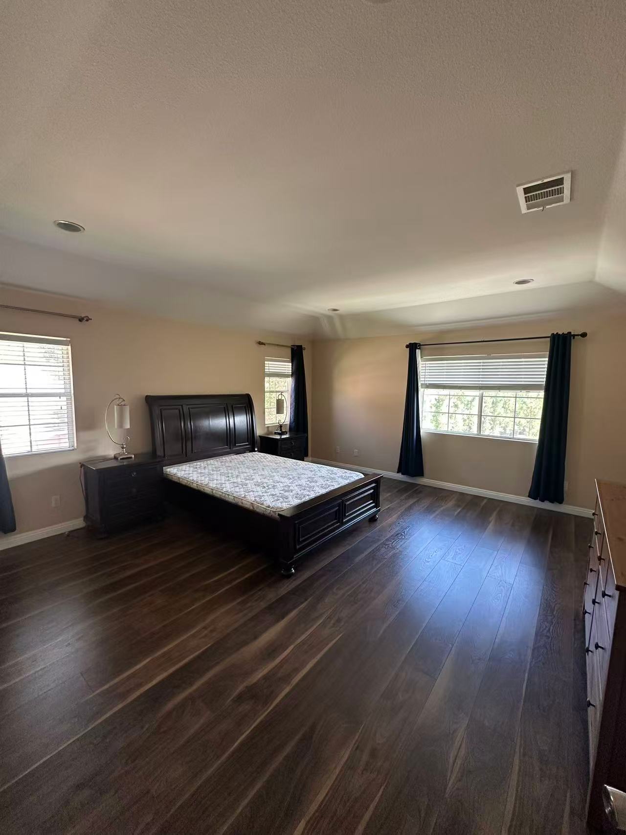 San Marino School District House, 2500 sq ft, 4B3B for Whole Rental63669252233473120