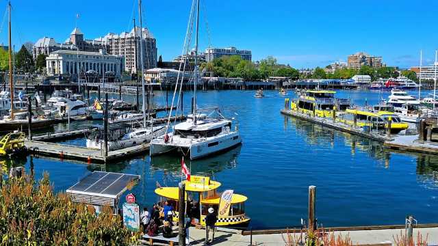 Victoria Excursión de 1 día (salidas los lunes, miércoles y sábados; añadido jueves en mayo y octubre; salidas diarias de junio a septiembre)64113868886147124