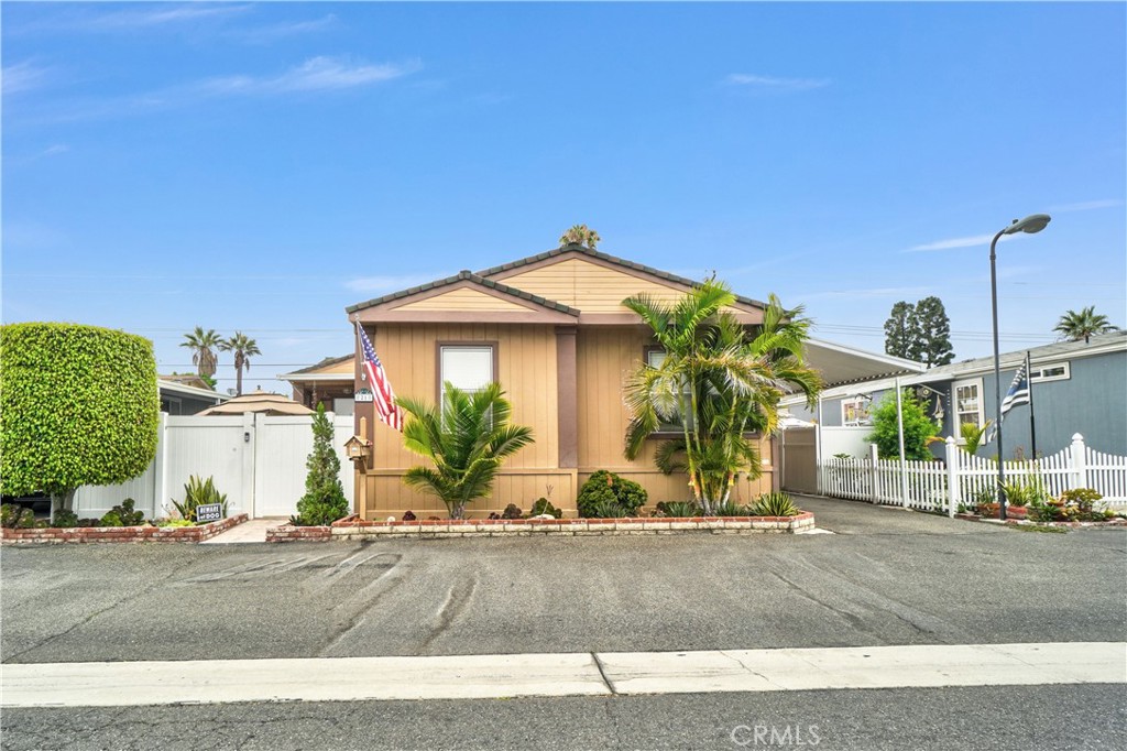 14036 Lake View Drive 143 La Mirada CA, 9063864068202987266120