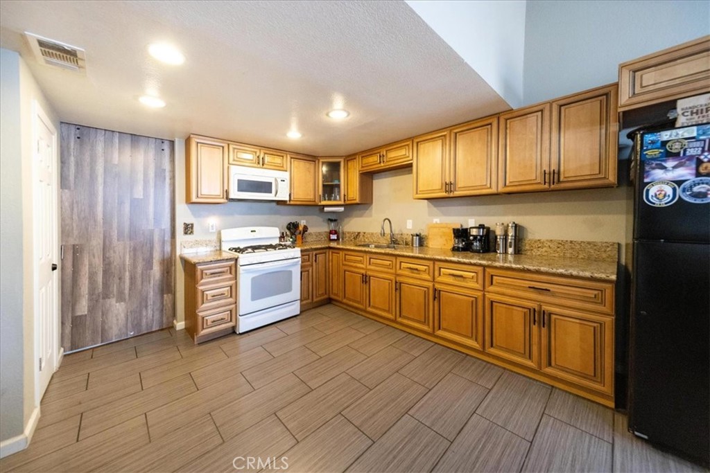 3671 Sydney, Hemet CA, 9254564077445949955120