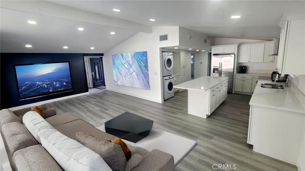 20851 Jan Winnetka CA, 9130664142709348738121