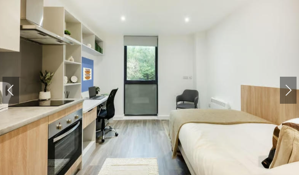 Hill View Place64499000577667121