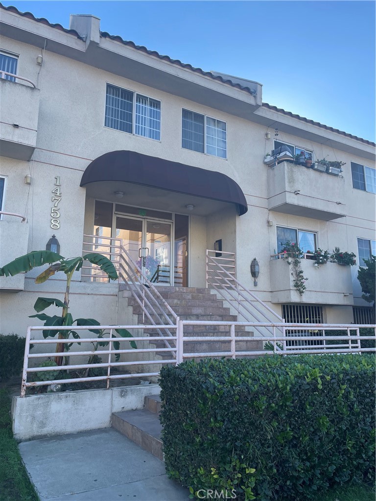 14758 Magnolia Boulevard 106 Sherman Oaks CA, 9140364111752380289120