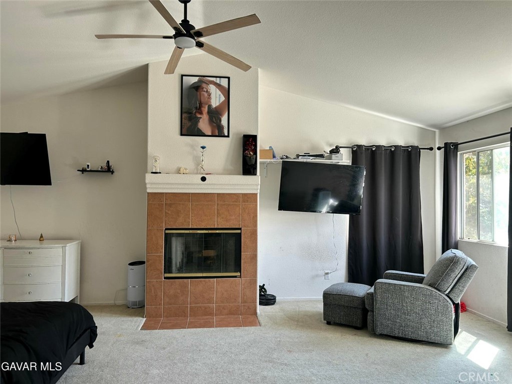 40219 Peonza Lane Palmdale CA, 9355163635546743297121