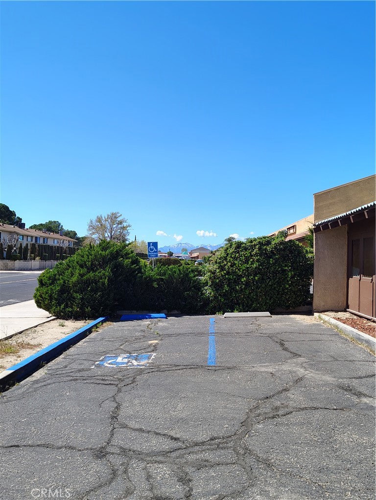 14368 St Andrews Drive Victorville CA, 9239564102751147009121